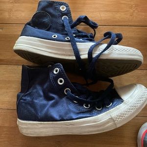 Kids converse